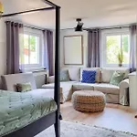 Beach Front Home In Szalstry With Lake View *
