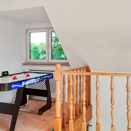 7 Bedroom Lovely In * Szalstry