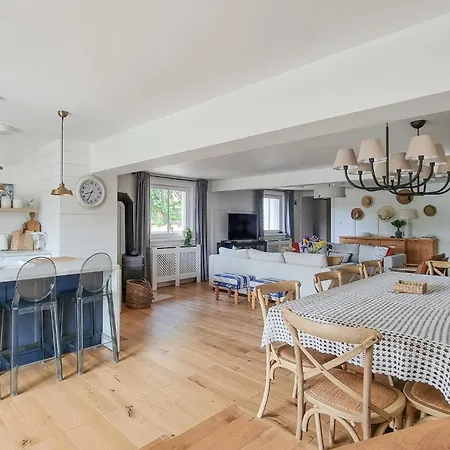 Tatil Evi Beach Front Home In Szalstry With Lake View